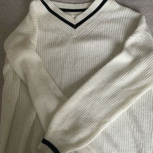 Y2K White V Neck Sweater
